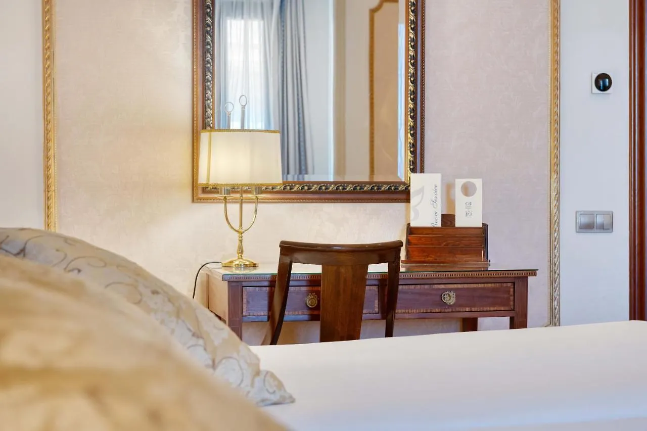 Hotel Roger De Lluria Barcelona Spain