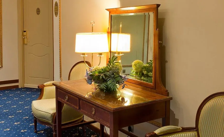 ****  Hotel Roger De Lluria Barcelona Spain