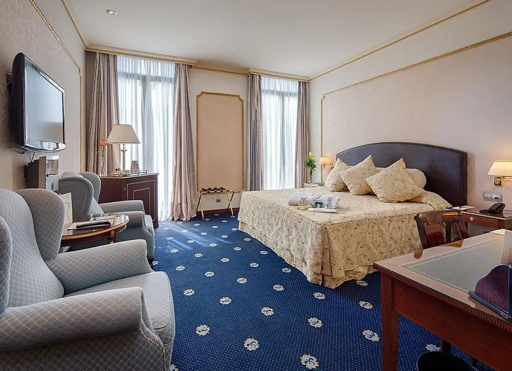 Hotel Roger De Lluria Barcelona