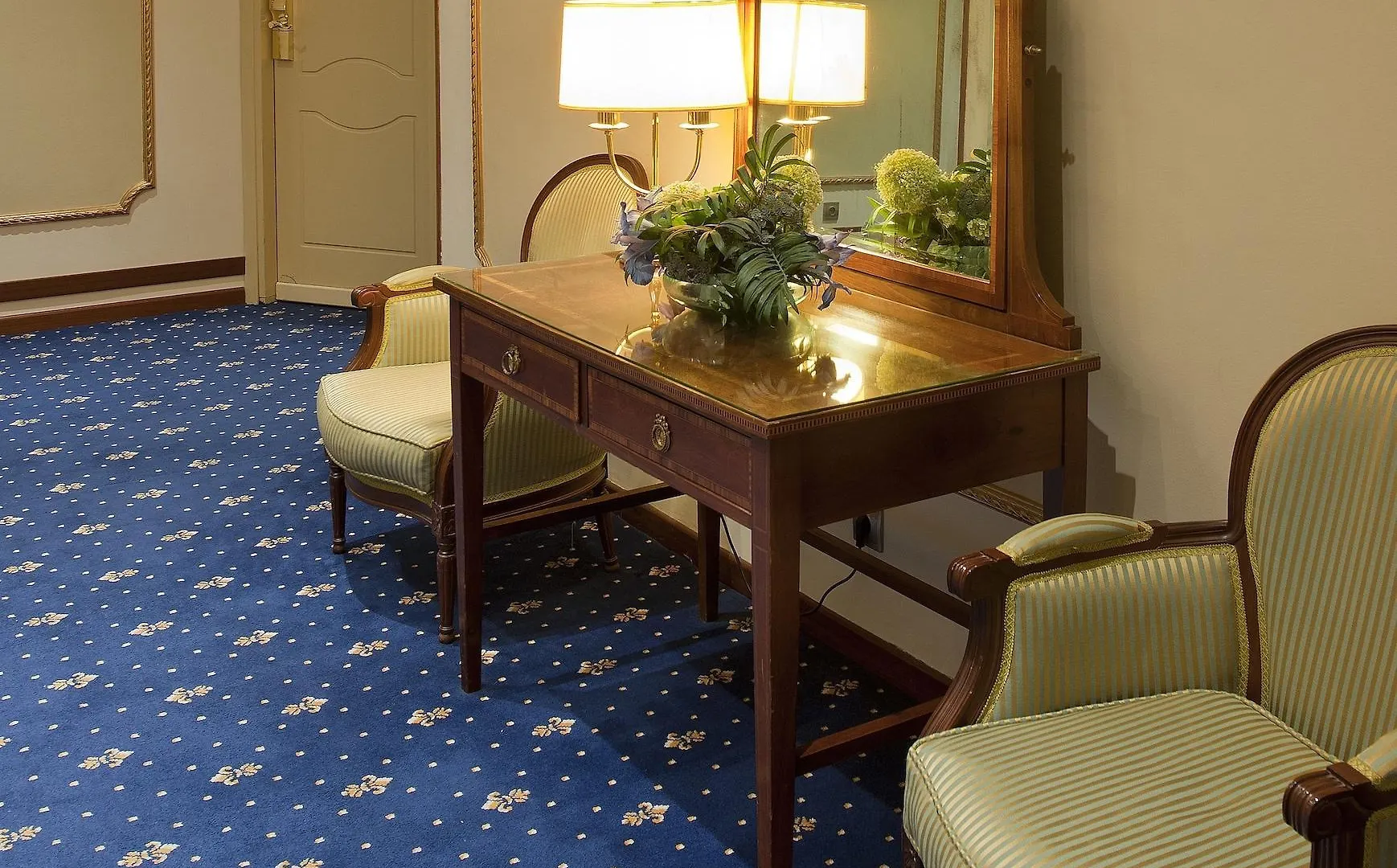 Hotel Roger De Lluria Barcelona 4*,  Spanien